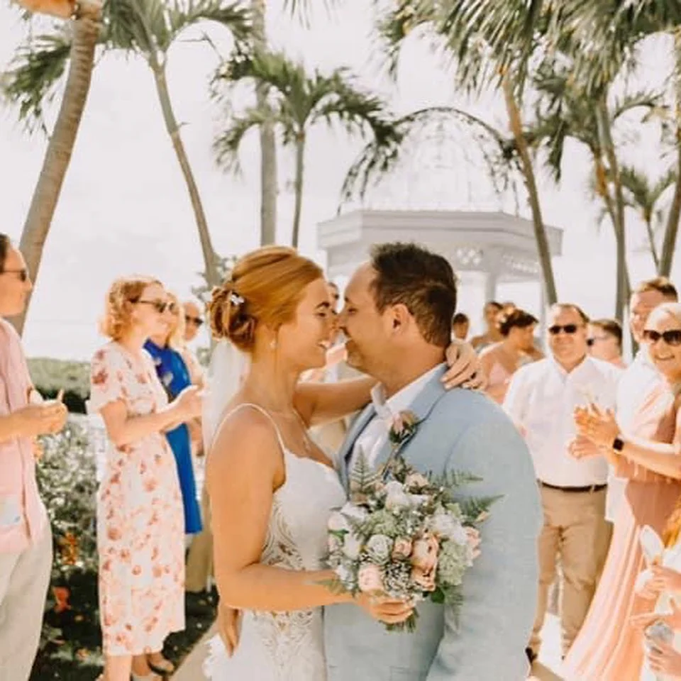Wedding Belles Destination Brides