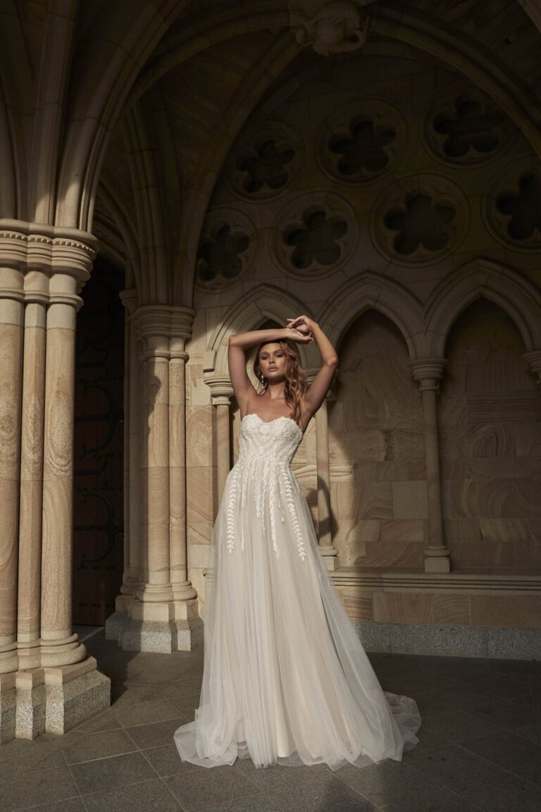 ZYLA_EY328 SWEETHEART NECKLINE EMBROIDERED BODICE WITH FULL TULLE A LINE WEDDING DRESS WITH DETACHABLE STRAPS EVIE YOUNG BRIDAL 8