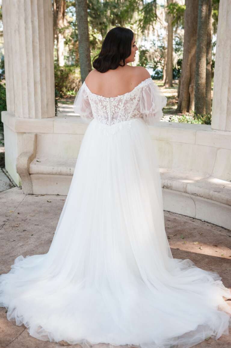 7573-INF04-1277x1920