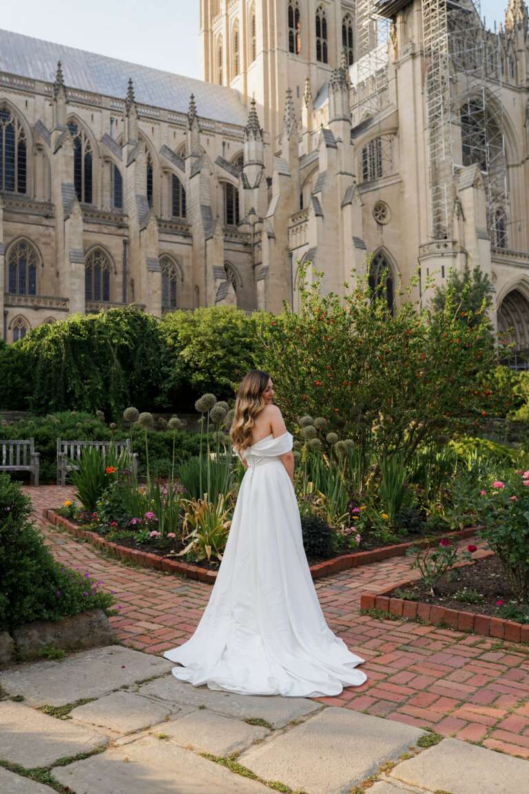 Siya wedding dress