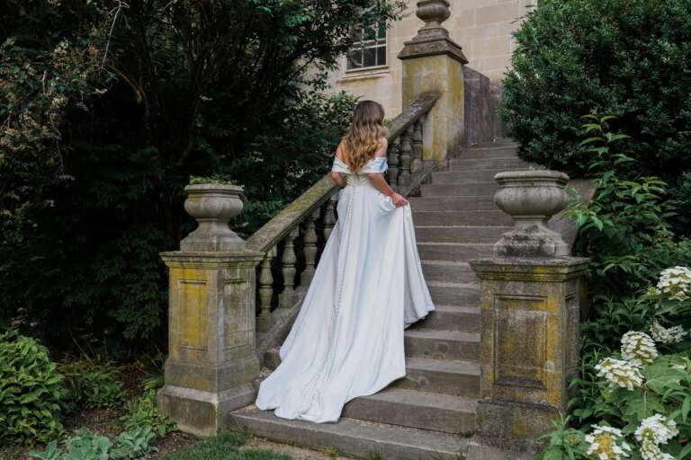 Siya wedding dress