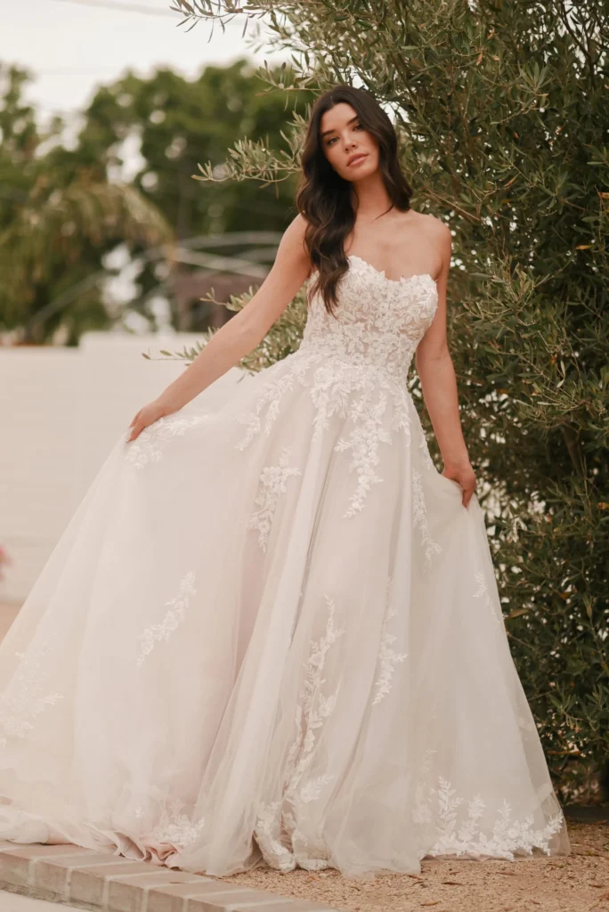 Simmone wedding dress