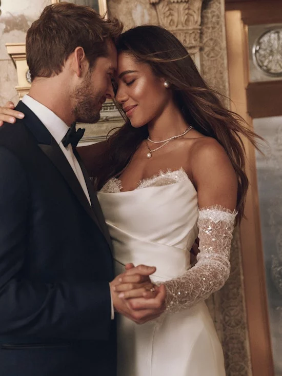 Maggie-Sottero-Leilani-Fit-and-Flare-Wedding-Dress-24MS832A01-PROMO5-IV (1)