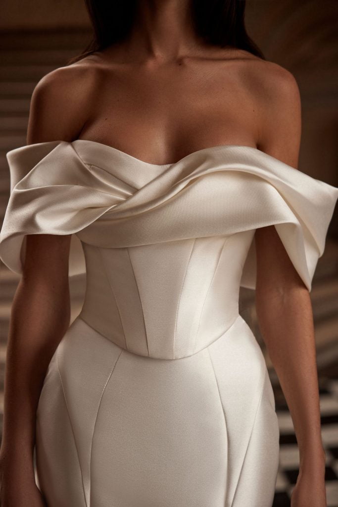 large_2_N9_A0357_5afb416418