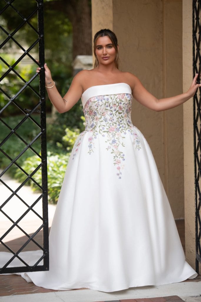 D4217-S24-INF-ESS-01-1280x1920