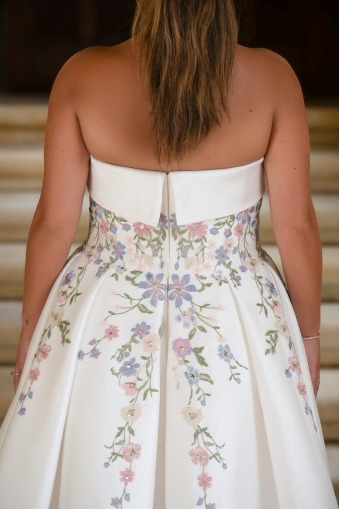 D4217-S24-INF-ESS-08-1280x1920