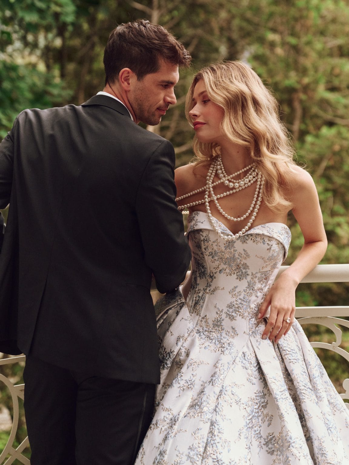 Sottero-and-Midgley-Aberdeen-Ballgown-Wedding-Dress-25SW349A01-PROMO4-BL