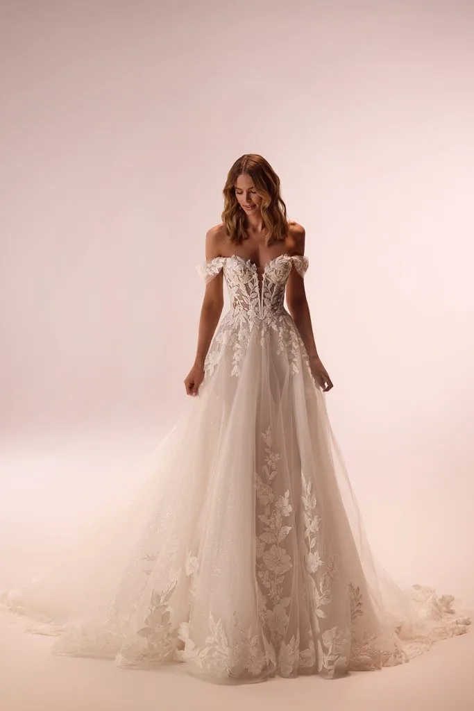 Aurora_from_DAMA_Couture_1_o