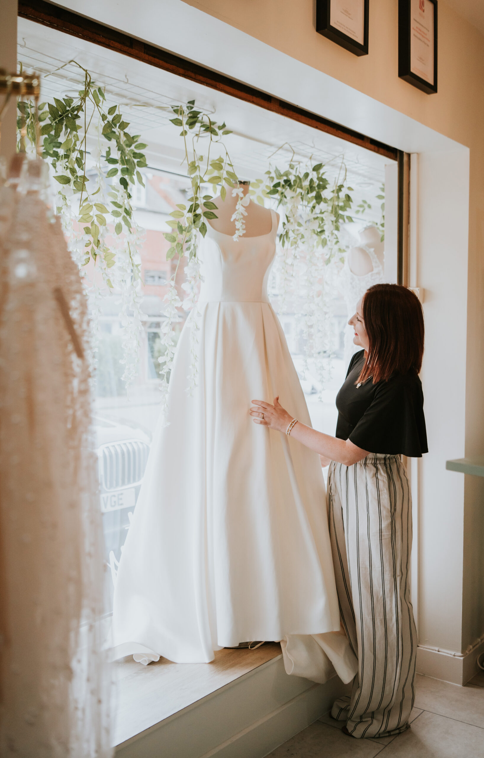 j crew bridal bridesmaid dresses J. Whitney Wedding Gown Shoe Size:8 US best-eoysaleupdate1/5 Long-Sleeve Embroidered Mini Swing