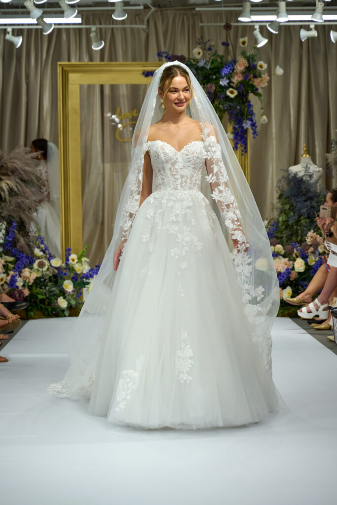 Maggie-Sottero-Verina-Chicago-Runway-1