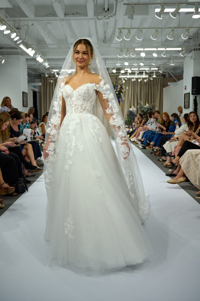 Maggie-Sottero-Verina-Chicago-Runway-2