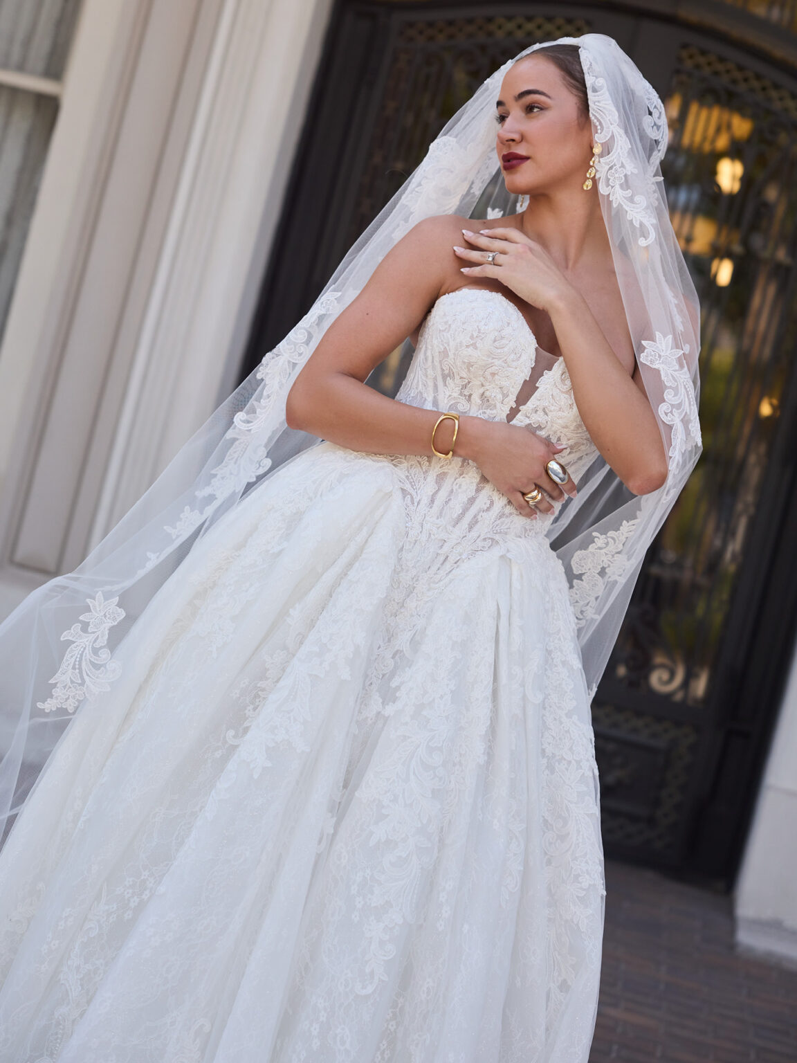 Sottero-and-Midgley-Zulani-Ballgown-Wedding-Dress-26SS471A01-PROMO13-IV002