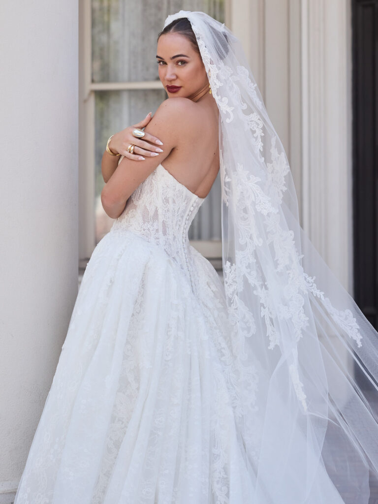 Sottero-and-Midgley-Zulani-Ballgown-Wedding-Dress-26SS471A01-PROMO15-IV002